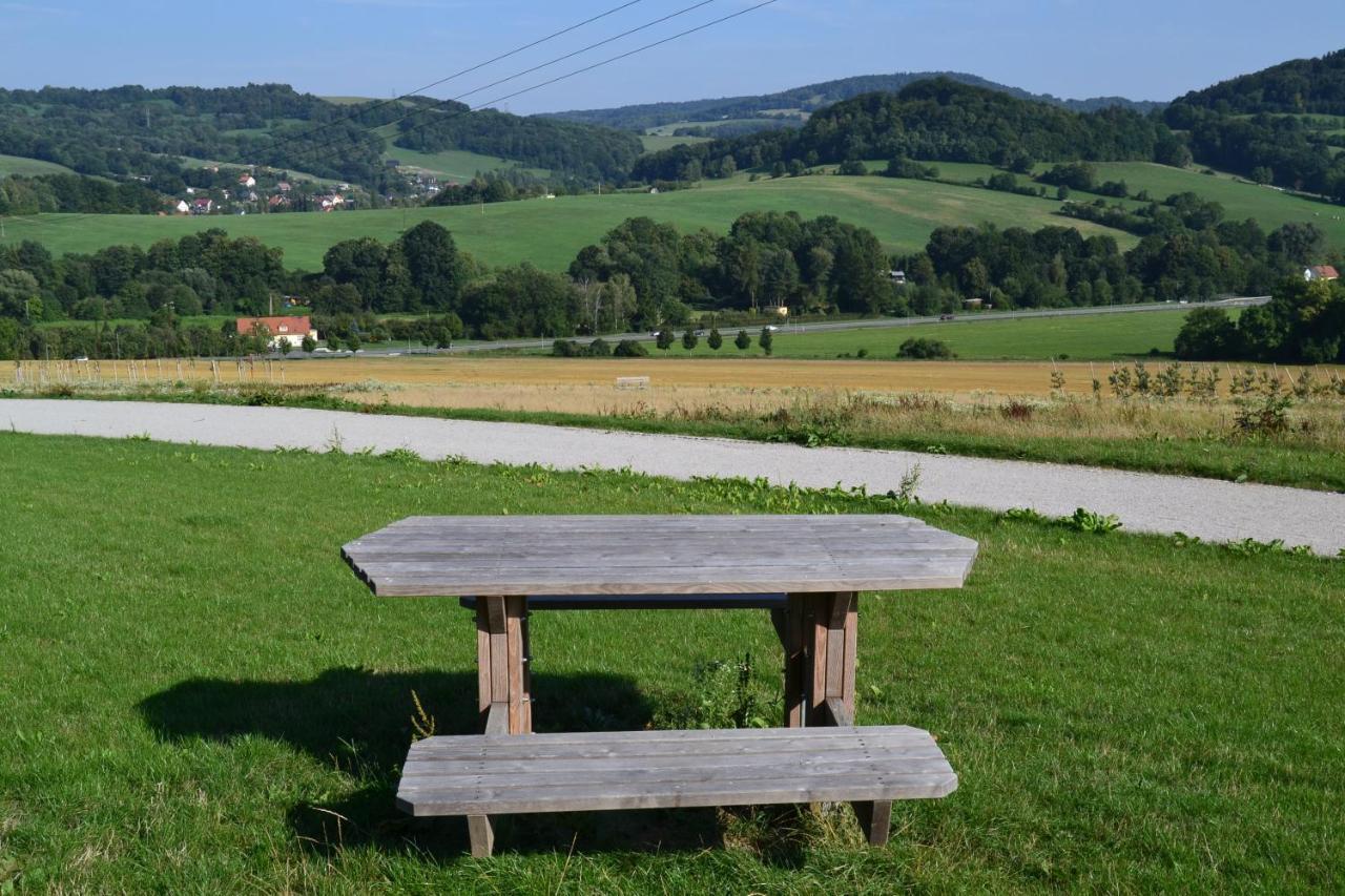 Chatova Osada Na Skalkach Nový Jičín المظهر الخارجي الصورة